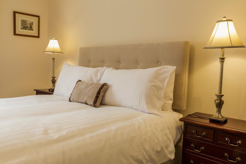 College Hill House Bed & Breakfast Слейн Екстериор снимка