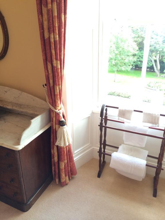 College Hill House Bed & Breakfast Слейн Стая снимка