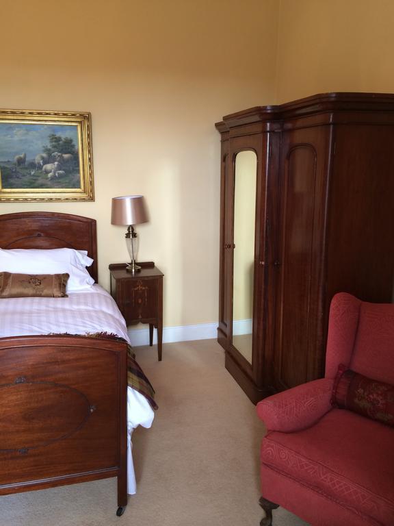 College Hill House Bed & Breakfast Слейн Стая снимка